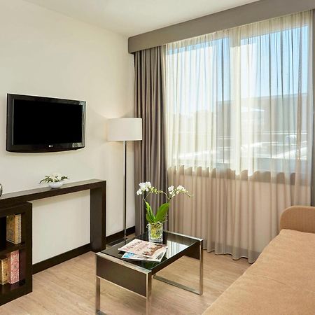 Nh Coimbra Dona Ines Hotel Kültér fotó