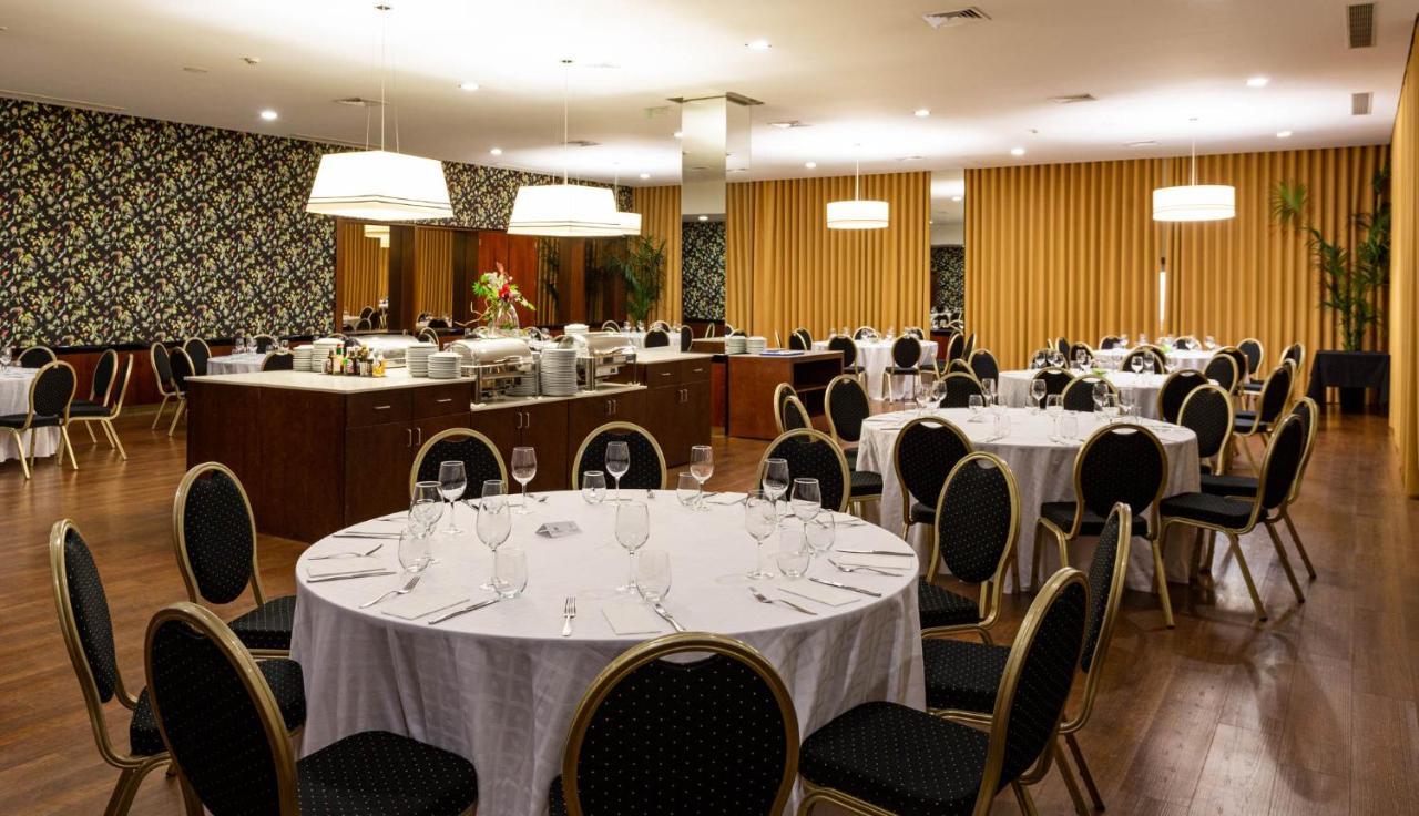 Nh Coimbra Dona Ines Hotel Kültér fotó