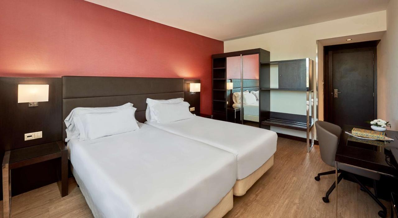 Nh Coimbra Dona Ines Hotel Kültér fotó