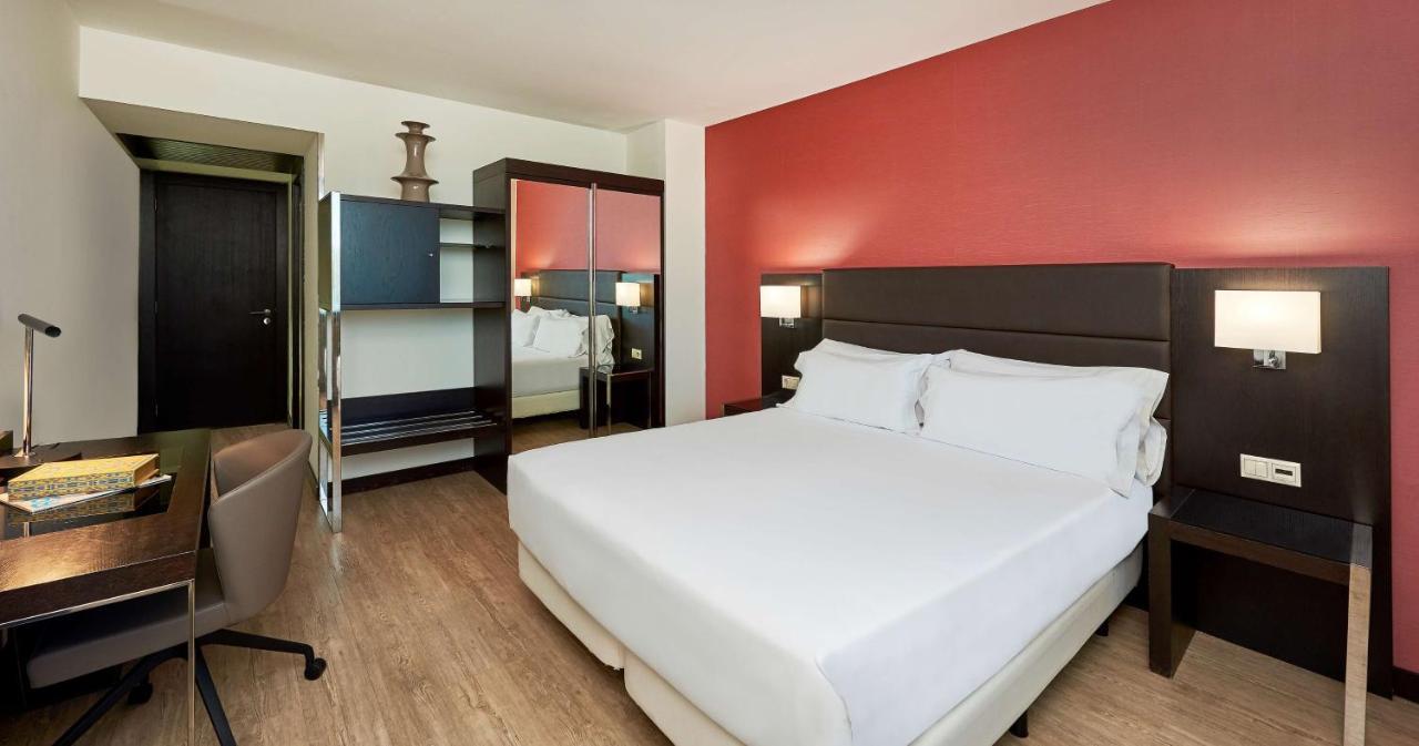 Nh Coimbra Dona Ines Hotel Kültér fotó